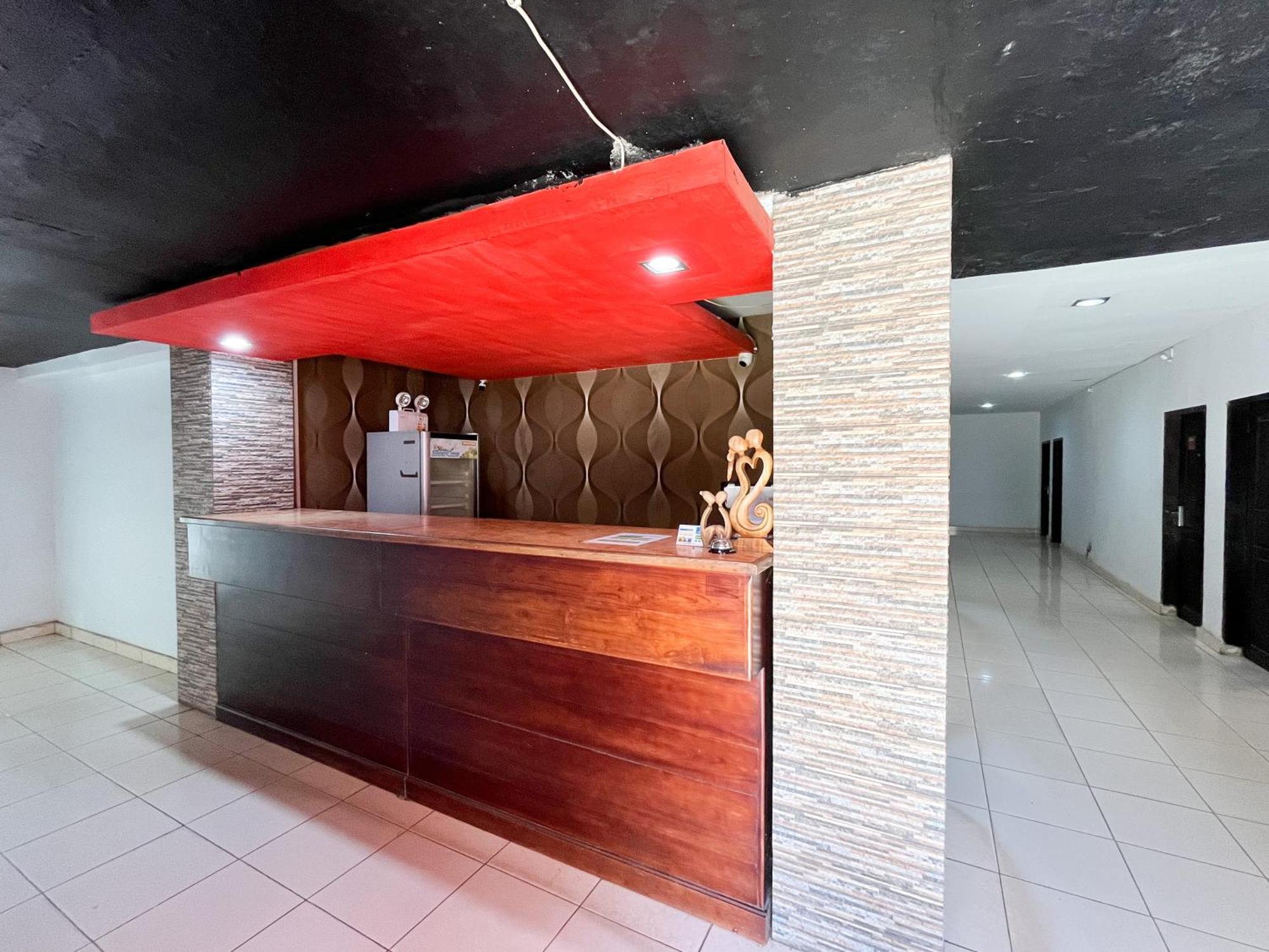Reddoorz At Krisan Kendari Hotel Pulupanda Buitenkant foto